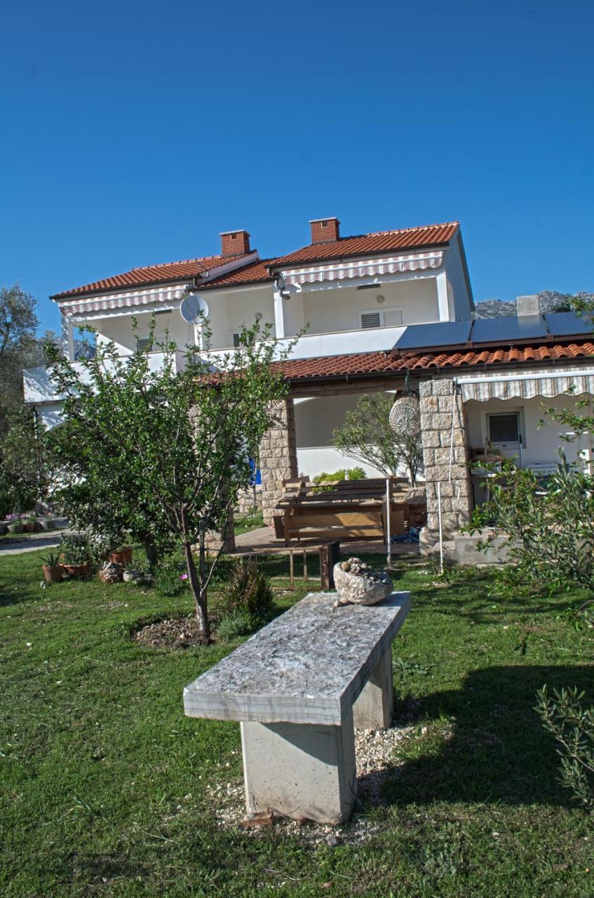 Apartments Punta Seline Esterno foto